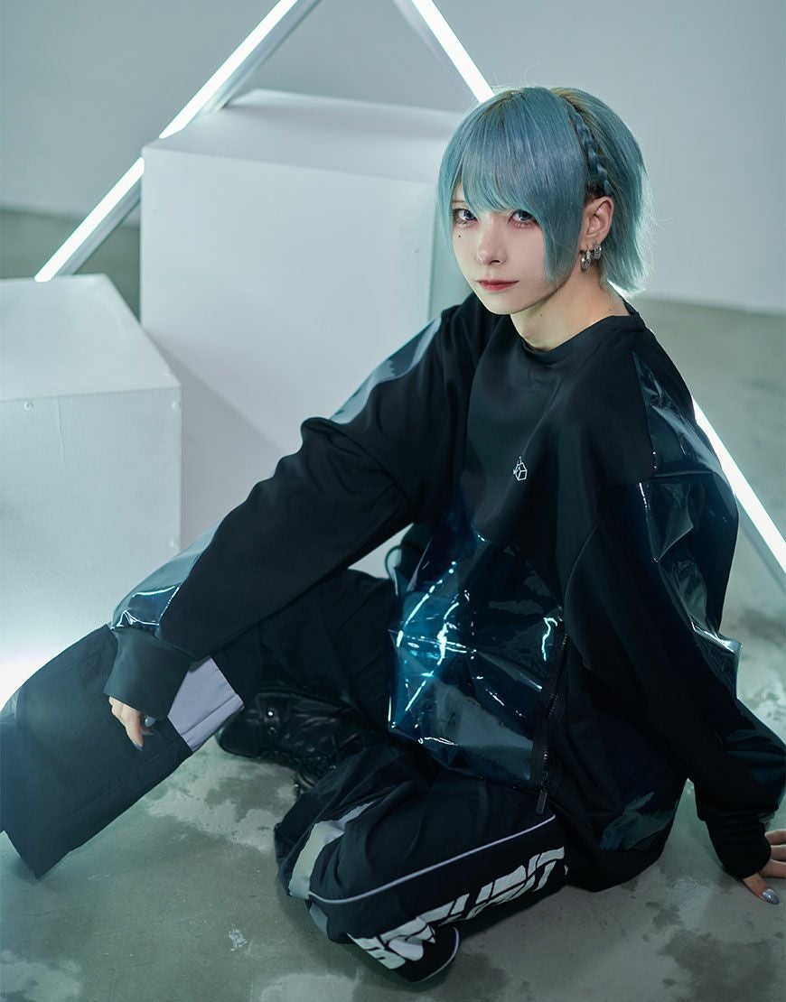 ililil【イルイルイル】PVC切り替えデザインプルオーバースウェット/全2色