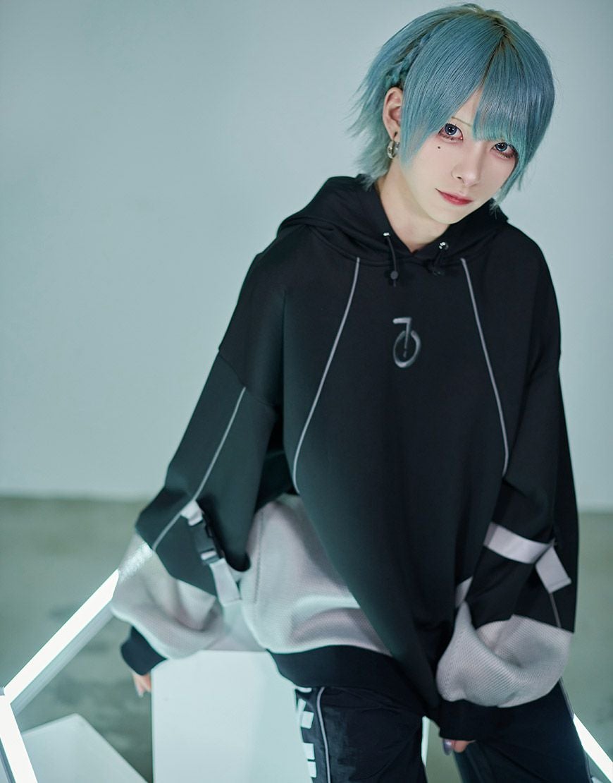 ililil【イルイルイル】イルイル巨腕装備服Ver.1.0/全2色