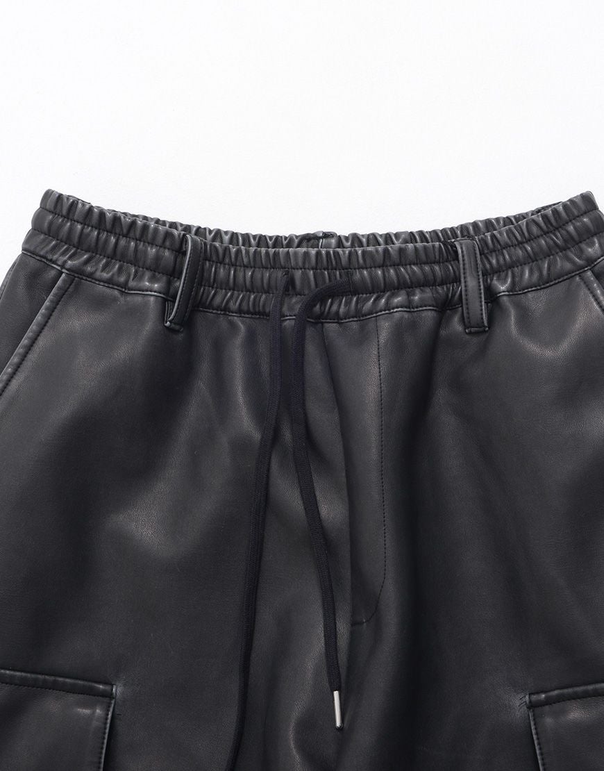 ililil【イルイルイル】2way gimmick synthetic leather cargo pants