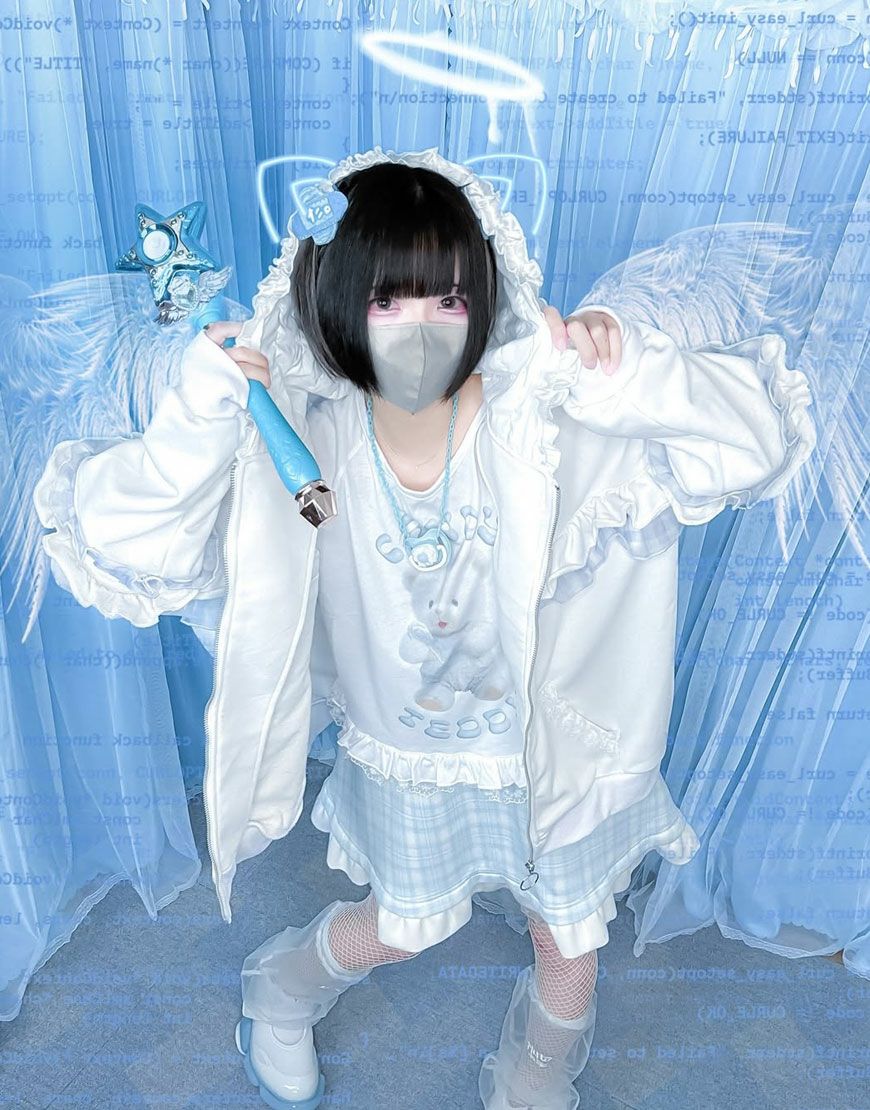 ililil【イルイルイル】生クリームフリルのバブみ全開パーカー/全2色